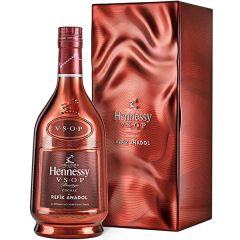 Hennessy  V.S.O.P Privilege Cognac (Limited Edition) By Refik Anadol