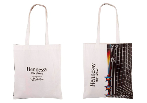 Hennessy V.S. Limited Edition by Felipe Pantone – Wooden Cork